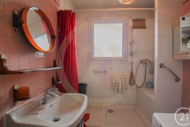 Appartement T5 à vendre - 5 pièces - 83.5 m2 - LYON - 69009 - RHONE-ALPES - Century 21 Agence Du Mont D'Or Appartement T5 à vendre - 5 pièces - 83.5 m2 - LYON - 69009 - RHONE-ALPES - Century 21 Agence Du Mont D'Or
