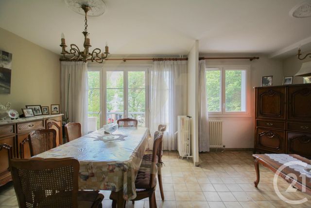 Appartement T5 à vendre - 5 pièces - 83.5 m2 - LYON - 69009 - RHONE-ALPES - Century 21 Agence Du Mont D'Or Appartement T5 à vendre - 5 pièces - 83.5 m2 - LYON - 69009 - RHONE-ALPES - Century 21 Agence Du Mont D'Or