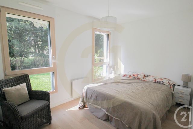 Afficher la photo en grand Appartement F4 à vendre - 4 pièces - 93.0 m2 - CHAMPAGNE AU MONT D OR - 69 - RHONE-ALPES - Century 21 Agence Du Mont D'Or