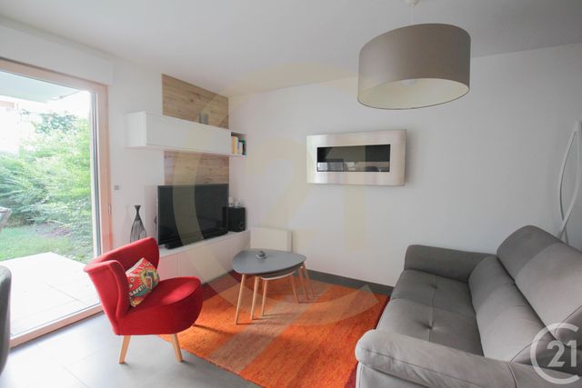 Afficher la photo en grand Appartement F4 à vendre - 4 pièces - 93.0 m2 - CHAMPAGNE AU MONT D OR - 69 - RHONE-ALPES - Century 21 Agence Du Mont D'Or