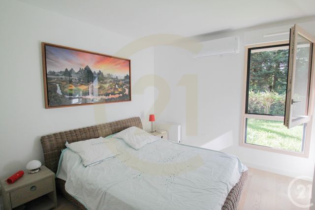 Afficher la photo en grand Appartement F4 à vendre - 4 pièces - 93.0 m2 - CHAMPAGNE AU MONT D OR - 69 - RHONE-ALPES - Century 21 Agence Du Mont D'Or