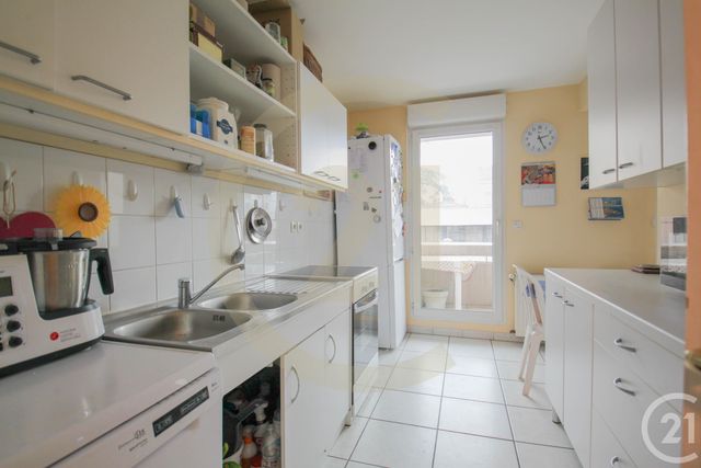 Appartement F3 à vendre - 3 pièces - 69.19 m2 - ECULLY - 69 - RHONE-ALPES - Century 21 Agence Du Mont D'Or Appartement F3 à vendre - 3 pièces - 69.19 m2 - ECULLY - 69 - RHONE-ALPES - Century 21 Agence Du Mont D'Or