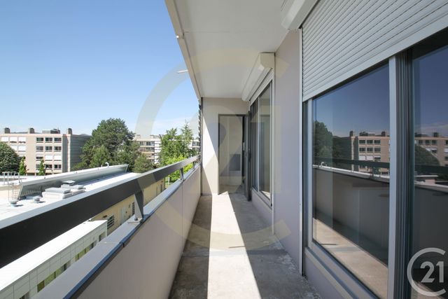 Appartement T3 à vendre - 4 pièces - 72.17 m2 - LYON - 69009 - RHONE-ALPES - Century 21 Agence Du Mont D'Or Appartement T3 à vendre - 4 pièces - 72.17 m2 - LYON - 69009 - RHONE-ALPES - Century 21 Agence Du Mont D'Or