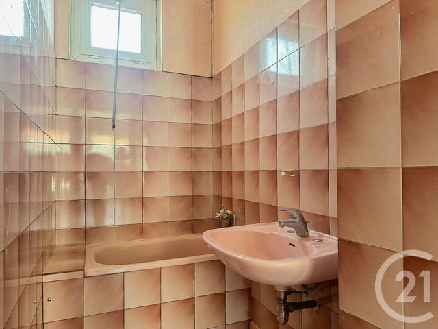 Appartement F4 à vendre - 4 pièces - 58.01 m2 - CHAMPAGNE AU MONT D OR - 69 - RHONE-ALPES - Century 21 Agence Du Mont D'Or