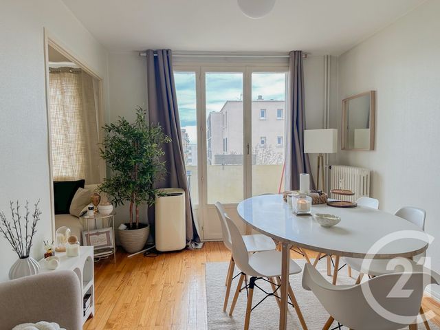 Appartement F3 à vendre - 3 pièces - 53.01 m2 - CHAMPAGNE AU MONT D OR - 69 - RHONE-ALPES - Century 21 Agence Du Mont D'Or