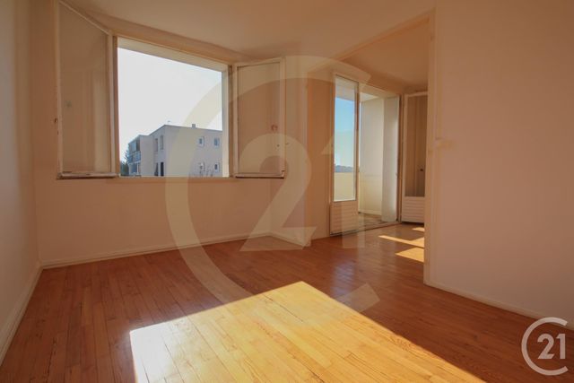 Appartement F3 à vendre - 3 pièces - 53.01 m2 - CHAMPAGNE AU MONT D OR - 69 - RHONE-ALPES - Century 21 Agence Du Mont D'Or
