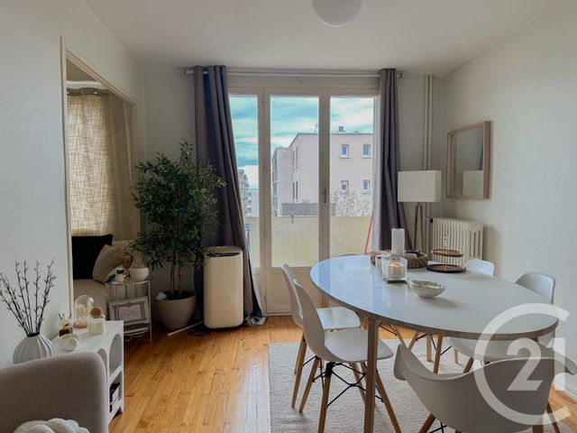 Appartement F3 à vendre CHAMPAGNE AU MONT D OR