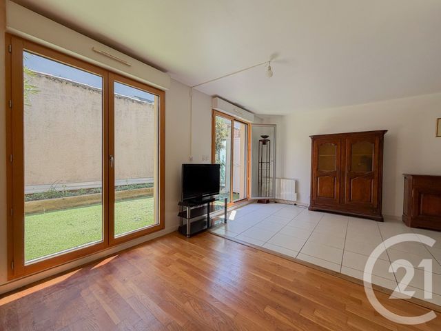 Appartement à vendre - 4 pièces - 83.53 m2 - CHAMPAGNE AU MONT D OR - 69 - RHONE-ALPES - Century 21 Agence Du Mont D'Or