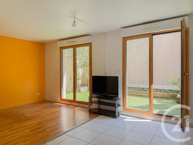 Appartement à vendre - 4 pièces - 83.53 m2 - CHAMPAGNE AU MONT D OR - 69 - RHONE-ALPES - Century 21 Agence Du Mont D'Or