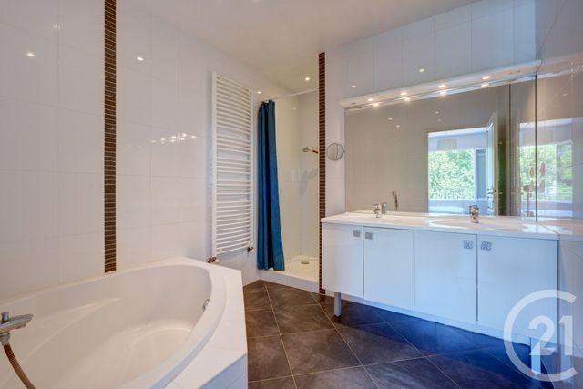 maison à vendre - 6 pièces - 145.14 m2 - CHAMPAGNE AU MONT D OR - 69 - RHONE-ALPES - Century 21 Agence Du Mont D'Or