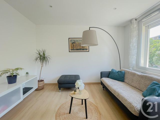 Appartement F2 à vendre - 2 pièces - 34.58 m2 - CHAMPAGNE AU MONT D OR - 69 - RHONE-ALPES - Century 21 Agence Du Mont D'Or