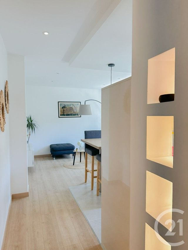 Appartement F2 à vendre - 2 pièces - 34.58 m2 - CHAMPAGNE AU MONT D OR - 69 - RHONE-ALPES - Century 21 Agence Du Mont D'Or