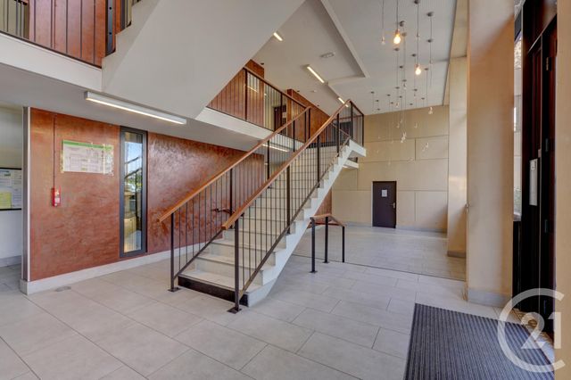 Appartement F3 à vendre - 3 pièces - 55.8 m2 - LYON - 69009 - RHONE-ALPES - Century 21 Agence Du Mont D'Or