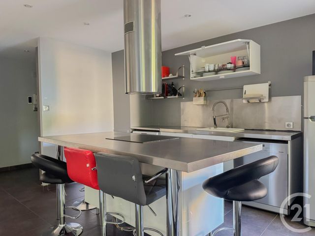 Afficher la photo en grand Appartement T2 à vendre - 2 pièces - 49.56 m2 - LYON - 69004 - RHONE-ALPES - Century 21 Agence Du Mont D'Or