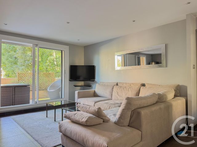 Afficher la photo en grand Appartement T2 à vendre - 2 pièces - 49.56 m2 - LYON - 69004 - RHONE-ALPES - Century 21 Agence Du Mont D'Or