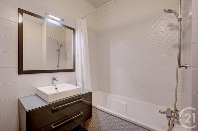 Appartement T4 à vendre - 4 pièces - 84.93 m2 - ST DIDIER AU MONT D OR - 69 - RHONE-ALPES - Century 21 Agence Du Mont D'Or