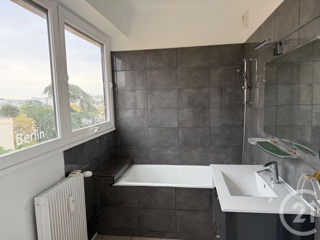 Appartement F6 à louer - 6 pièces - 125.32 m2 - ECULLY - 69 - RHONE-ALPES - Century 21 Agence Du Mont D'Or