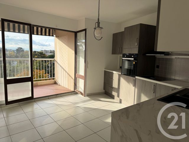 Appartement F6 à louer - 6 pièces - 125.32 m2 - ECULLY - 69 - RHONE-ALPES - Century 21 Agence Du Mont D'Or