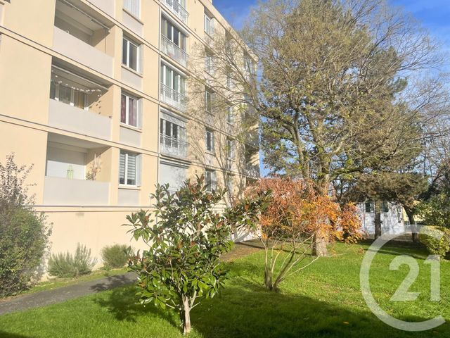 Appartement F3 à vendre CHAMPAGNE AU MONT D OR