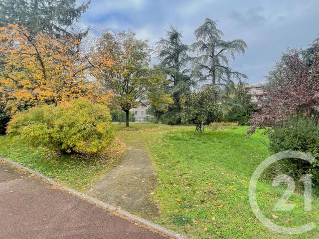 Appartement F3 à louer - 3 pièces - 59.79 m2 - CHAMPAGNE AU MONT D OR - 69 - RHONE-ALPES - Century 21 Agence Du Mont D'Or