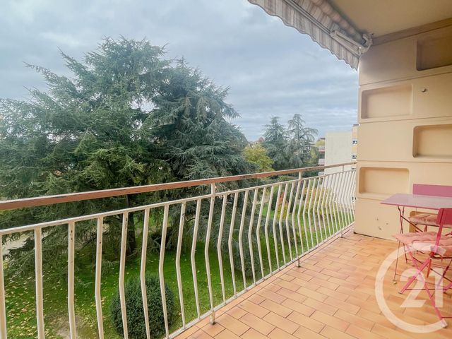 Appartement F3 à louer - 3 pièces - 59.79 m2 - CHAMPAGNE AU MONT D OR - 69 - RHONE-ALPES - Century 21 Agence Du Mont D'Or