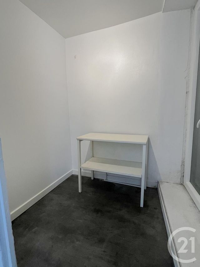 Appartement Studio à louer - 1 pièce - 17.56 m2 - CHAMPAGNE AU MONT D OR - 69 - RHONE-ALPES - Century 21 Agence Du Mont D'Or