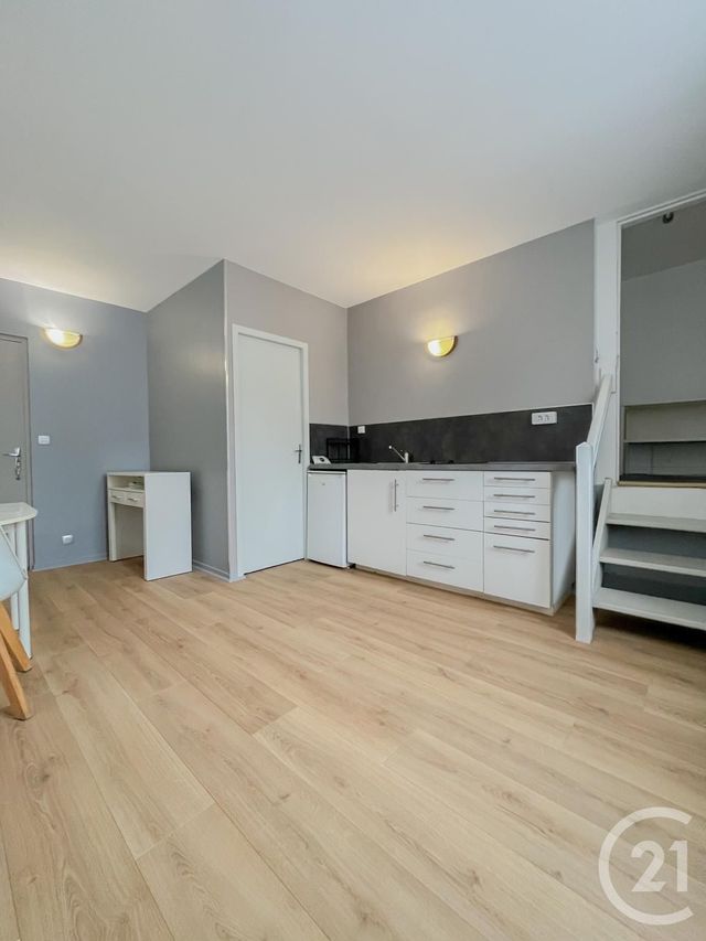 Appartement Studio à louer - 1 pièce - 17.56 m2 - CHAMPAGNE AU MONT D OR - 69 - RHONE-ALPES - Century 21 Agence Du Mont D'Or