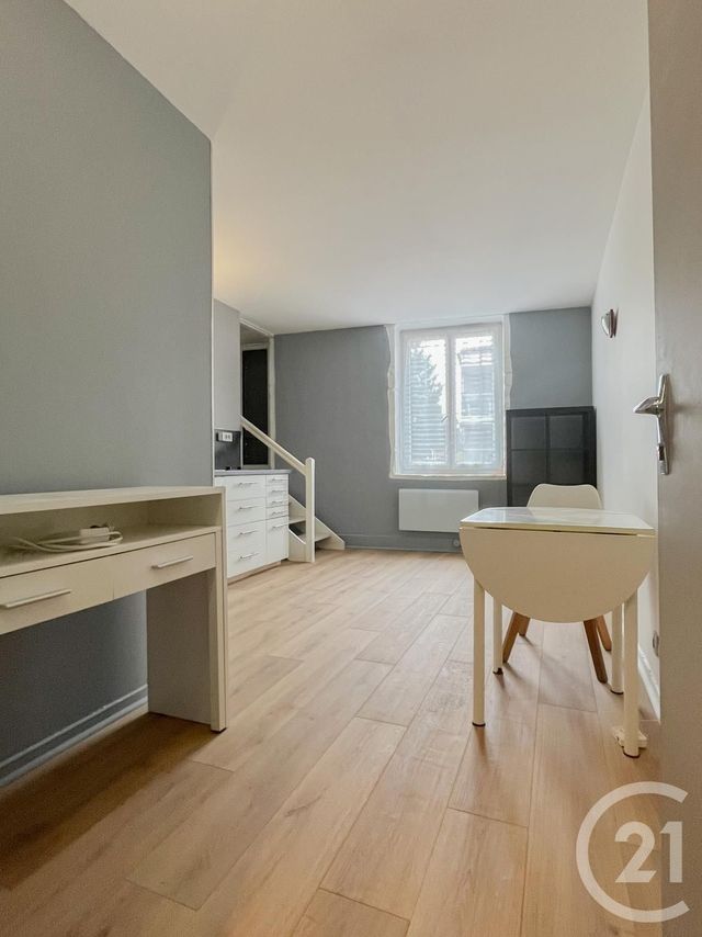 Appartement Studio à louer - 1 pièce - 17.56 m2 - CHAMPAGNE AU MONT D OR - 69 - RHONE-ALPES - Century 21 Agence Du Mont D'Or