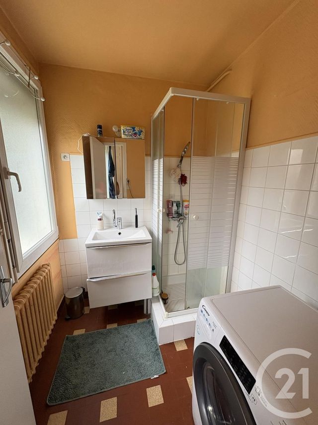 Appartement à vendre - 2 pièces - 36.0 m2 - CHAMPAGNE AU MONT D OR - 69 - RHONE-ALPES - Century 21 Agence Du Mont D'Or