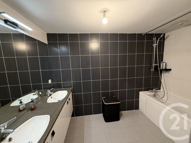 Appartement F3 à vendre - 3 pièces - 67.0 m2 - LYON - 69009 - RHONE-ALPES - Century 21 Agence Du Mont D'Or