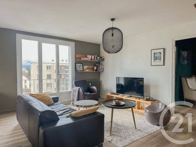 Appartement T5 à louer - 5 pièces - 83.4 m2 - CHAMPAGNE AU MONT D OR - 69 - RHONE-ALPES - Century 21 Agence Du Mont D'Or