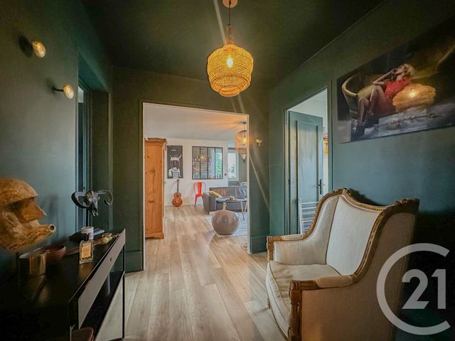 Appartement T5 à louer - 5 pièces - 83.4 m2 - CHAMPAGNE AU MONT D OR - 69 - RHONE-ALPES - Century 21 Agence Du Mont D'Or