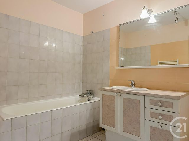 Appartement à vendre - 4 pièces - 90.67 m2 - CHAMPAGNE AU MONT D OR - 69 - RHONE-ALPES - Century 21 Agence Du Mont D'Or