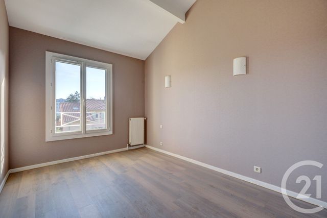 maison à vendre - 6 pièces - 117.48 m2 - CHAMPAGNE AU MONT D OR - 69 - RHONE-ALPES - Century 21 Agence Du Mont D'Or