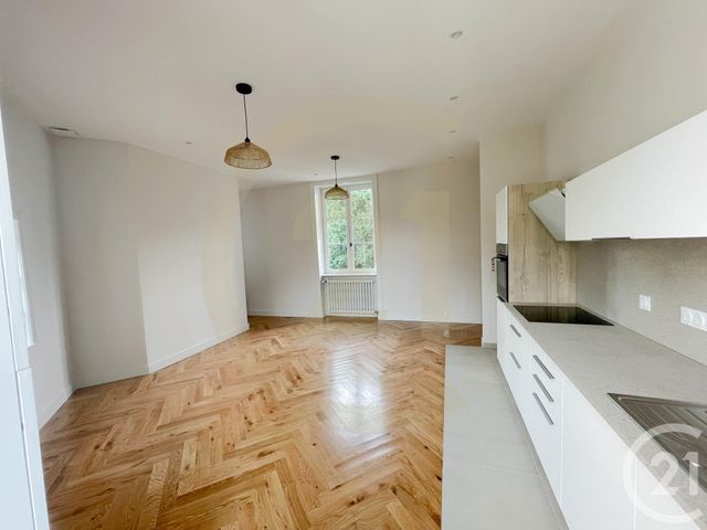 Appartement F5 à louer - 5 pièces - 91.91 m2 - ST DIDIER AU MONT D OR - 69 - RHONE-ALPES - Century 21 Agence Du Mont D'Or