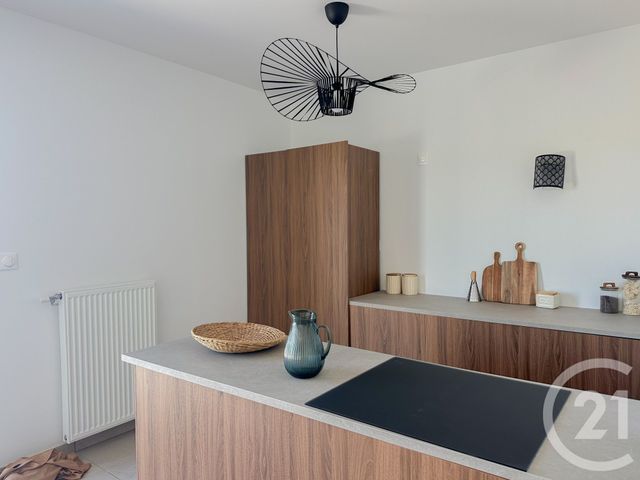 Appartement T4 à vendre - 4 pièces - 110.62 m2 - CHAMPAGNE AU MONT D OR - 69 - RHONE-ALPES - Century 21 Agence Du Mont D'Or