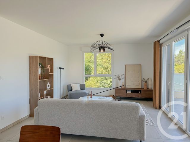 Appartement T4 à vendre - 4 pièces - 110.62 m2 - CHAMPAGNE AU MONT D OR - 69 - RHONE-ALPES - Century 21 Agence Du Mont D'Or