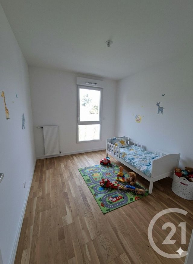 Appartement T4 à vendre - 4 pièces - 110.62 m2 - CHAMPAGNE AU MONT D OR - 69 - RHONE-ALPES - Century 21 Agence Du Mont D'Or