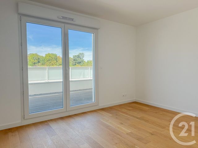 Appartement T4 à vendre - 4 pièces - 123.55 m2 - CHAMPAGNE AU MONT D OR - 69 - RHONE-ALPES - Century 21 Agence Du Mont D'Or