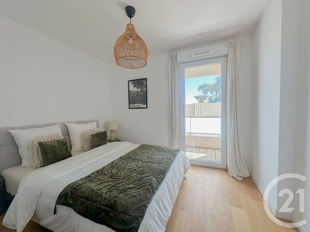Appartement T4 à vendre - 4 pièces - 123.55 m2 - CHAMPAGNE AU MONT D OR - 69 - RHONE-ALPES - Century 21 Agence Du Mont D'Or