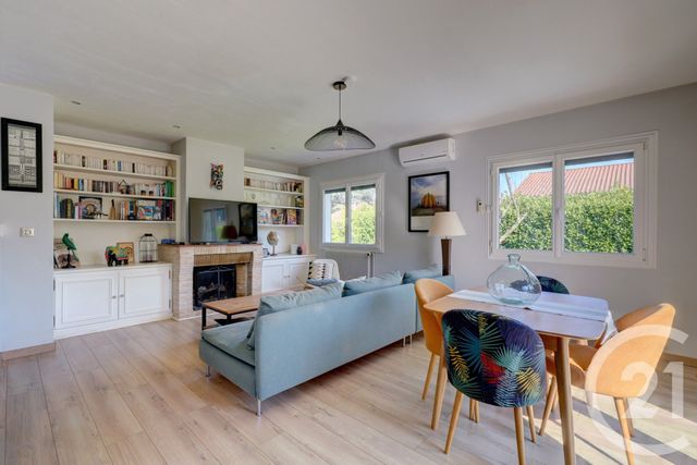 maison à vendre - 6 pièces - 129.05 m2 - CHAMPAGNE AU MONT D OR - 69 - RHONE-ALPES - Century 21 Agence Du Mont D'Or