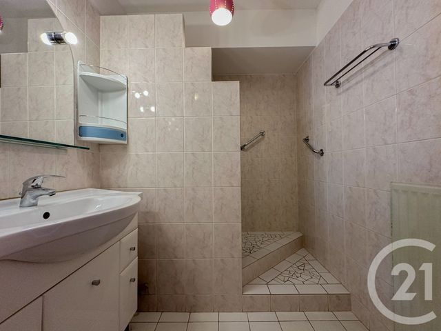 Appartement à vendre - 3 pièces - 62.88 m2 - FONTAINES SUR SAONE - 69 - RHONE-ALPES - Century 21 Agence Du Mont D'Or