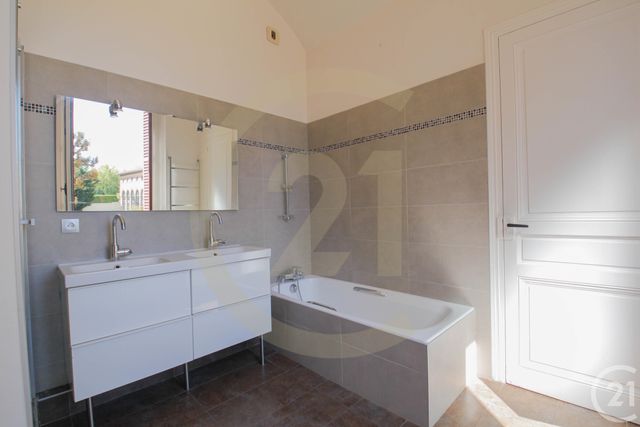 Appartement T6 à louer - 6 pièces - 226.06 m2 - ECULLY - 69 - RHONE-ALPES - Century 21 Agence Du Mont D'Or