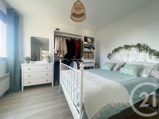 Appartement F2 à vendre - 2 pièces - 42.0 m2 - CHAMPAGNE AU MONT D OR - 69 - RHONE-ALPES - Century 21 Agence Du Mont D'Or