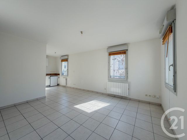 Appartement T2 à vendre - 2 pièces - 42.79 m2 - LYON - 69003 - RHONE-ALPES - Century 21 Agence Du Mont D'Or