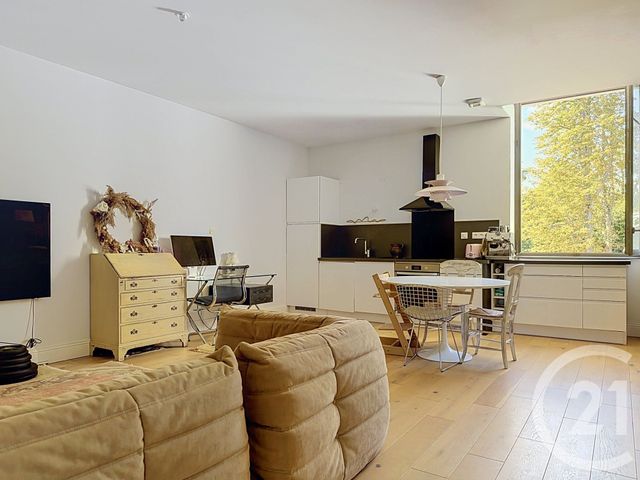 Appartement à vendre - 4 pièces - 84.8 m2 - CHAMPAGNE AU MONT D OR - 69 - RHONE-ALPES - Century 21 Agence Du Mont D'Or