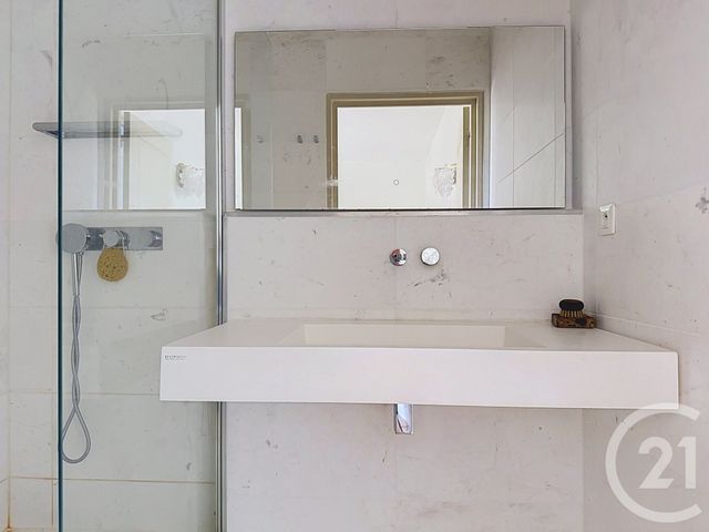 Appartement à vendre - 4 pièces - 84.8 m2 - CHAMPAGNE AU MONT D OR - 69 - RHONE-ALPES - Century 21 Agence Du Mont D'Or