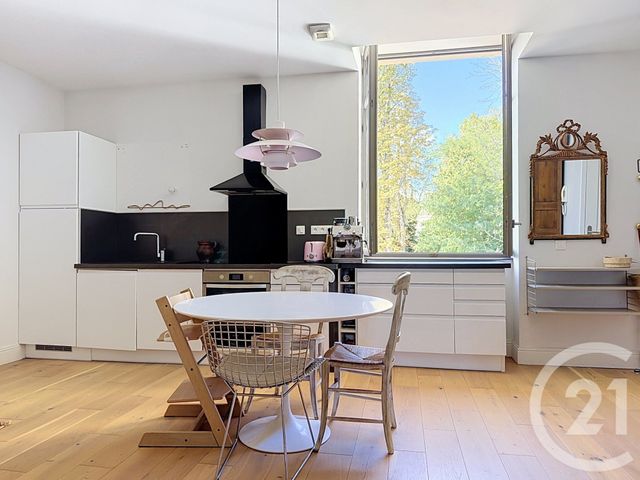 Appartement à vendre - 4 pièces - 84.8 m2 - CHAMPAGNE AU MONT D OR - 69 - RHONE-ALPES - Century 21 Agence Du Mont D'Or