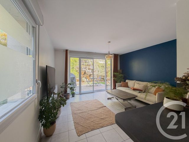 Appartement T2 à vendre - 2 pièces - 49.37 m2 - ST CYR AU MONT D OR - 69 - RHONE-ALPES - Century 21 Agence Du Mont D'Or