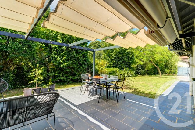 maison à vendre - 6 pièces - 175.0 m2 - CHAMPAGNE AU MONT D OR - 69 - RHONE-ALPES - Century 21 Agence Du Mont D'Or